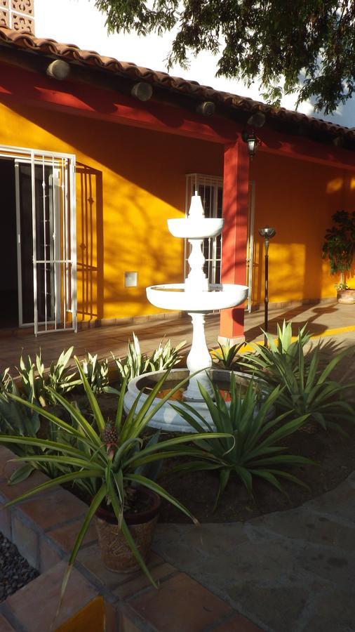 לה פז Central Bed & Breakfast מראה חיצוני תמונה