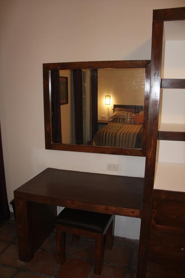 לה פז Central Bed & Breakfast מראה חיצוני תמונה