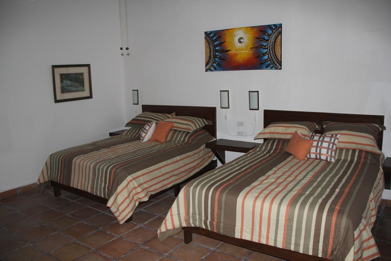 לה פז Central Bed & Breakfast מראה חיצוני תמונה